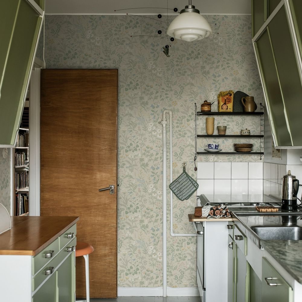 Flora Wallpaper - Neutral - Boråstapeter - 4179 - Premier Wallcovering