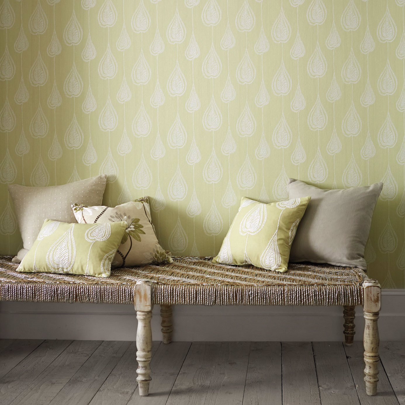 Gigi Wallpaper - Harbour Grey - Harlequin - HWHI111183