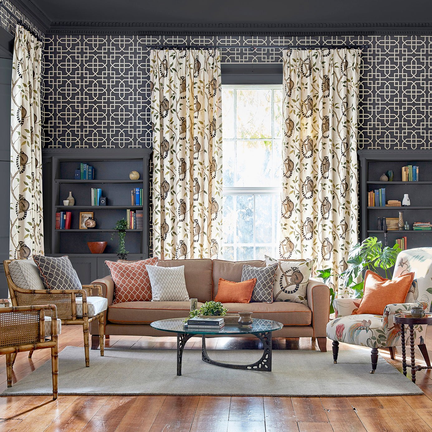 Hampton Trellis Wallpaper - Charcoal - Sanderson - DGLW216662