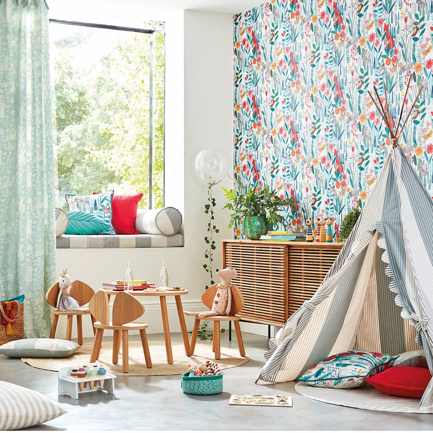 Hide and Seek Wallpaper - Linen/Duck Egg/Stone - Harlequin - HLTF112634
