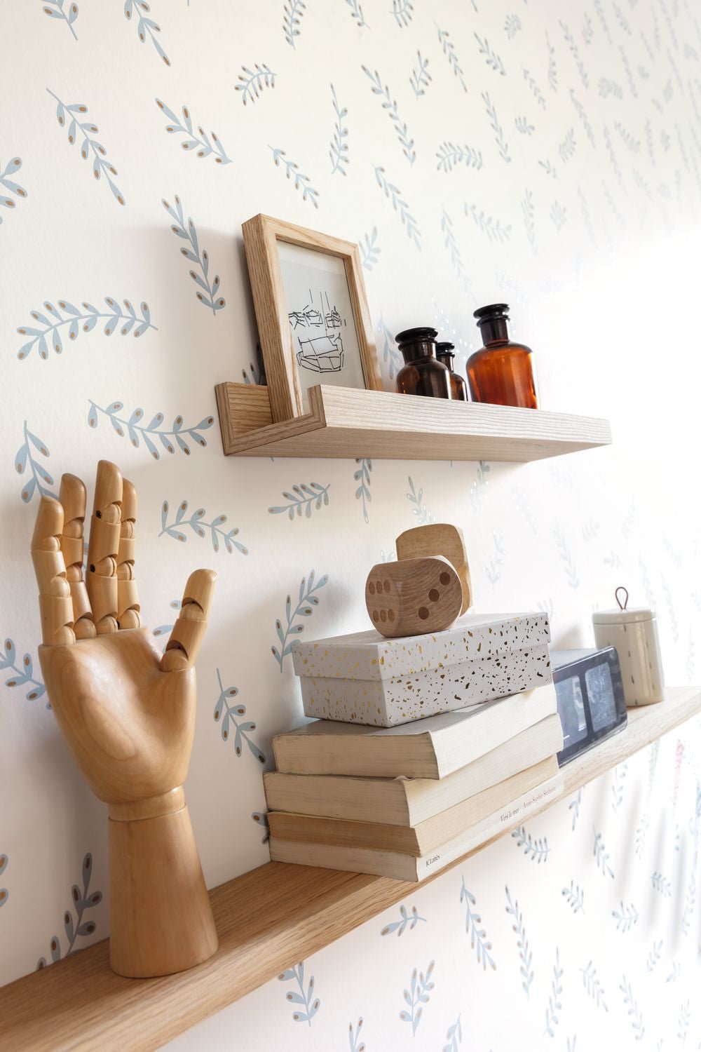 Iris Wallpaper - Bleu Fumee - Caselio - 103096005