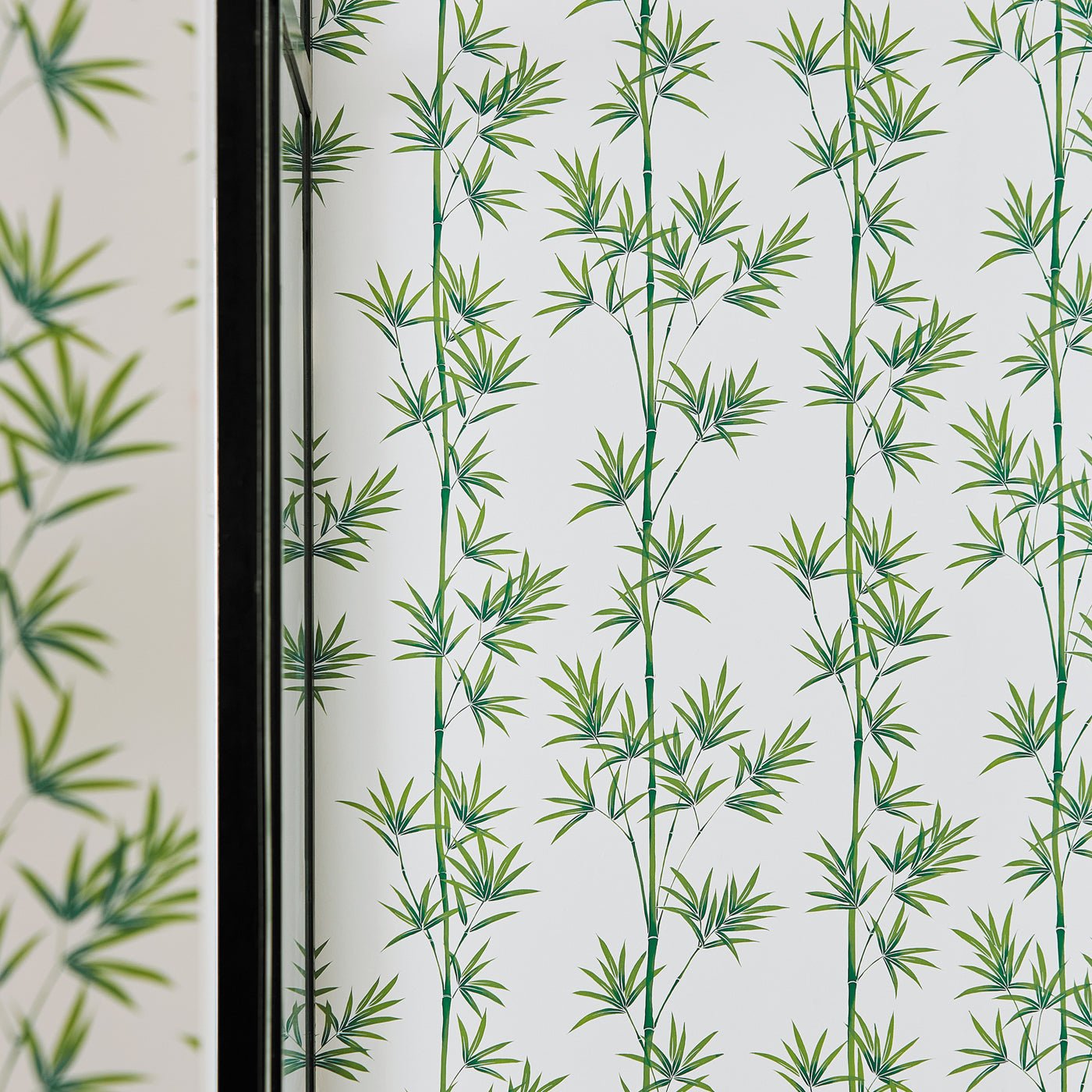Isabella Wallpaper - Porcelain/Bamboo - Harlequin - HDHW112915