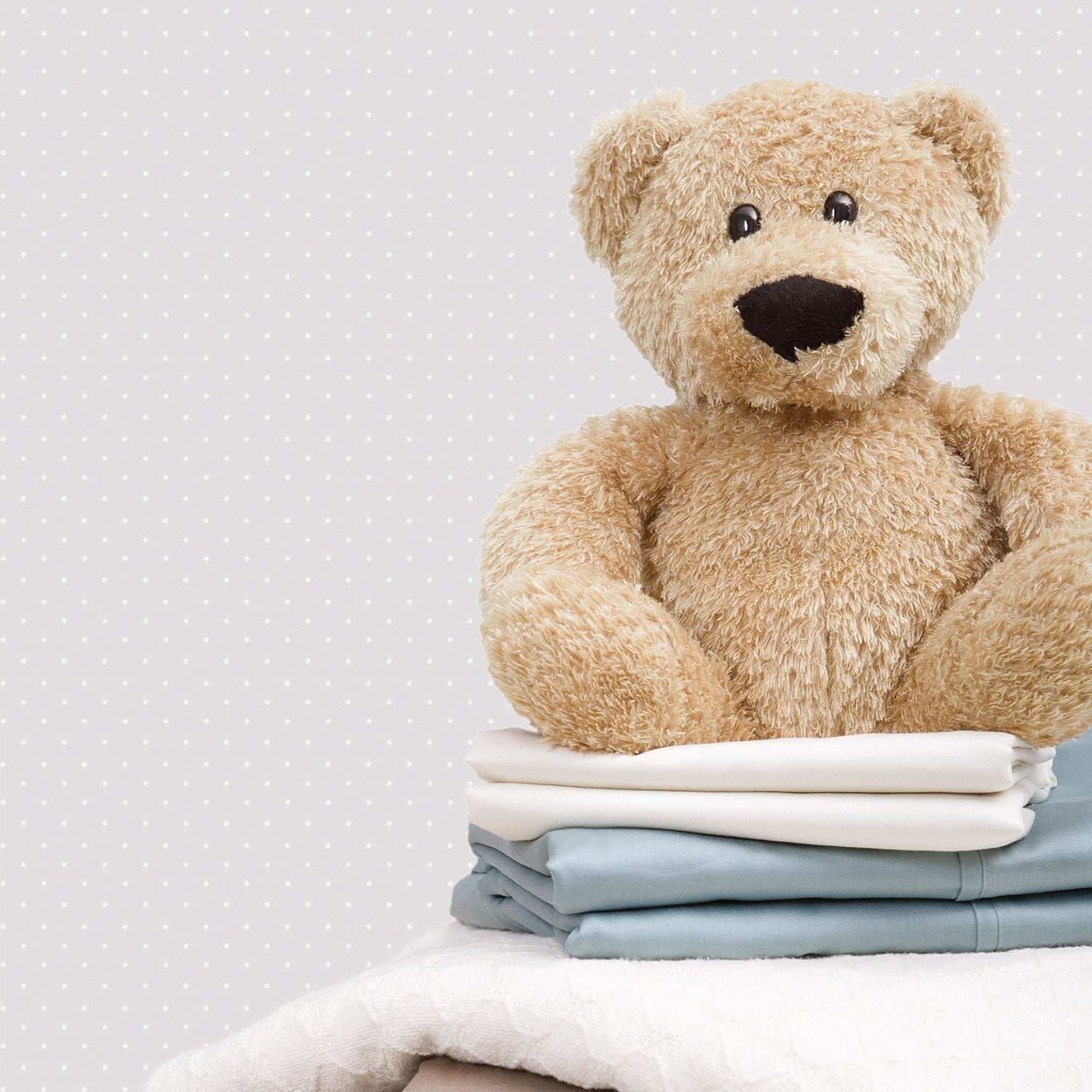 Just 4 Kids 2 Polka Dot Wallpaper - Light Grey - Galerie - G56509 - Premier Wallcovering