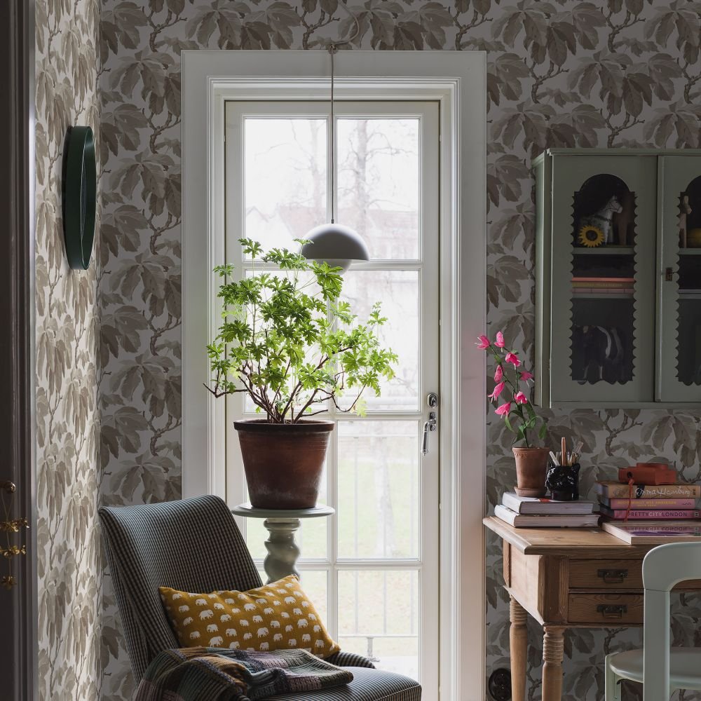 Kastanj Wallpaper - Beige - Boråstapeter - 4840 - Premier Wallcovering