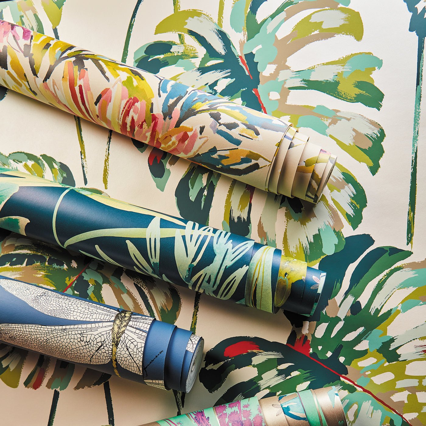 Kelapa Wallpaper - Emerald/Zest - Harlequin - HZAP111753