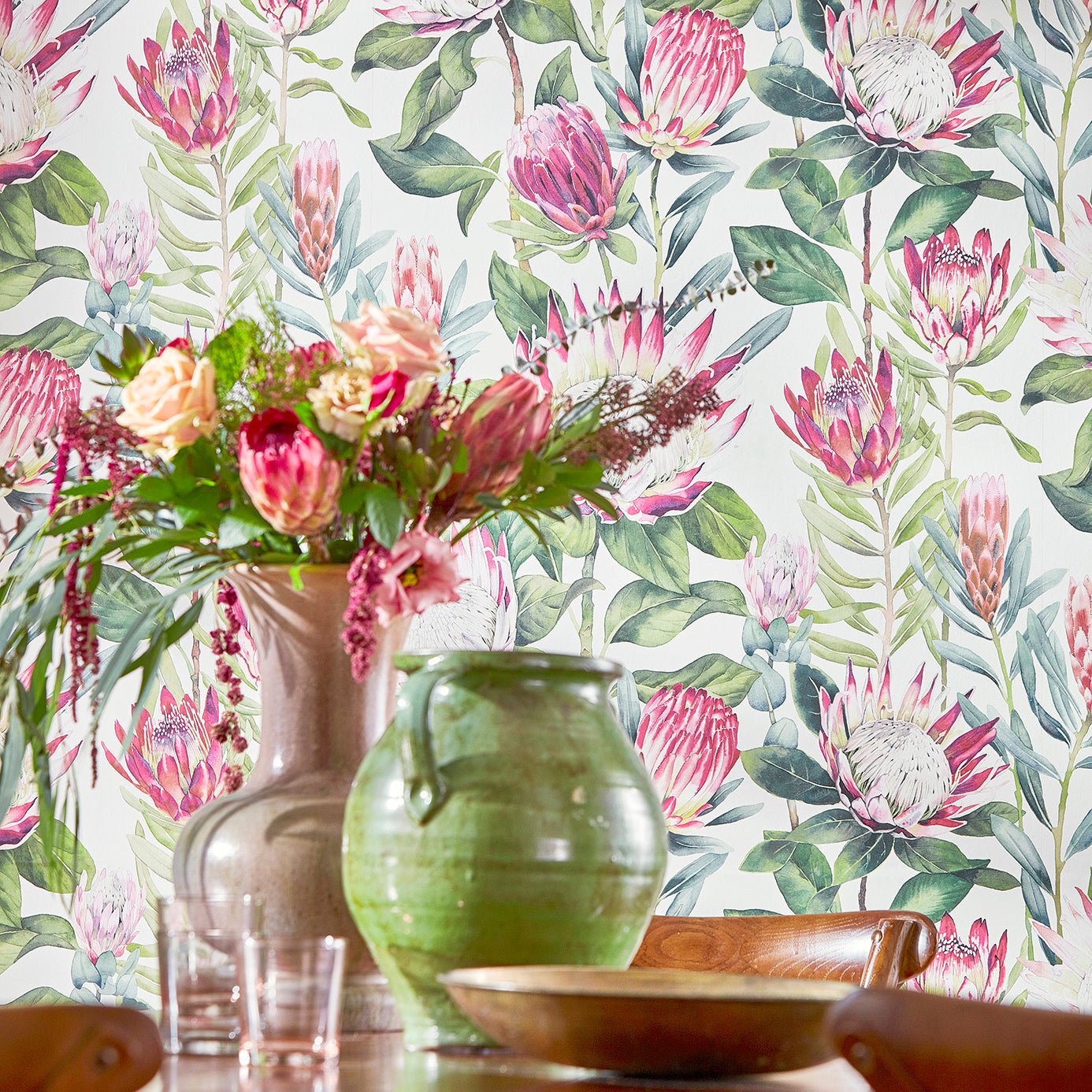 King Protea Wallpaper - Rhodera/Cream - Sanderson - DGLW216646