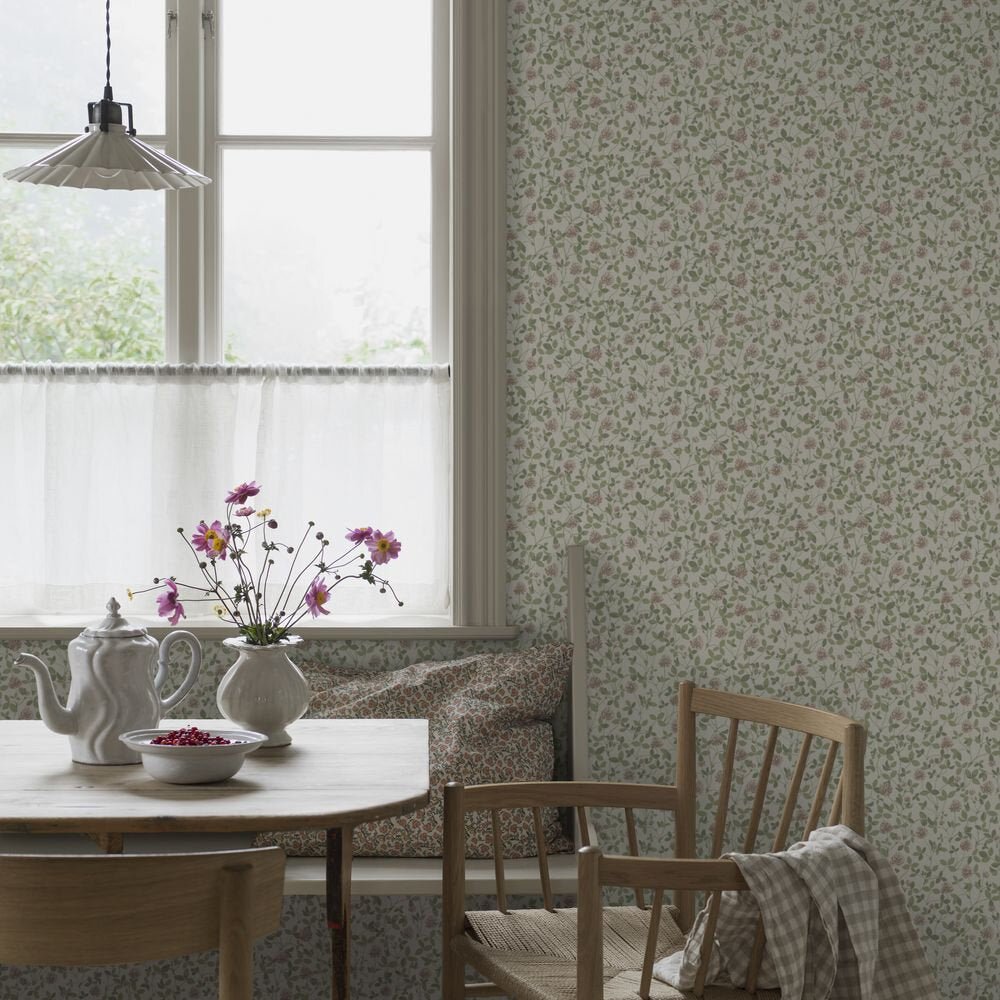 Klover Wallpaper - Green - Boråstapeter - 6978 - Premier Wallcovering