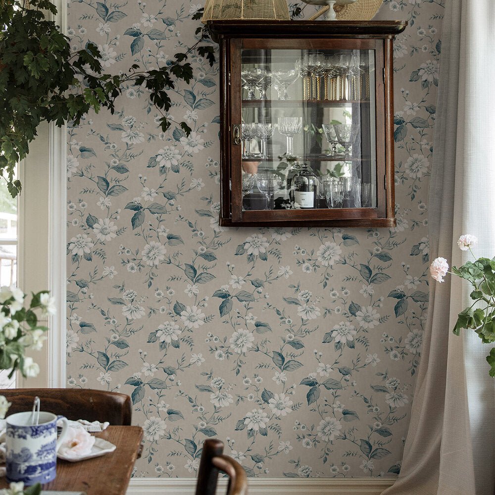 Laura´s Cottage Wallpaper - Parchment - Boråstapeter - 3576 - Premier Wallcovering