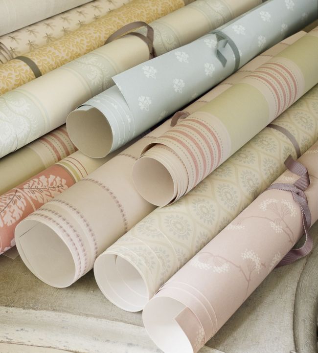 Leaf Trellis Wallpaper - Pale Green - Colefax & Fowler - 07706/02 - Premier Wallcovering