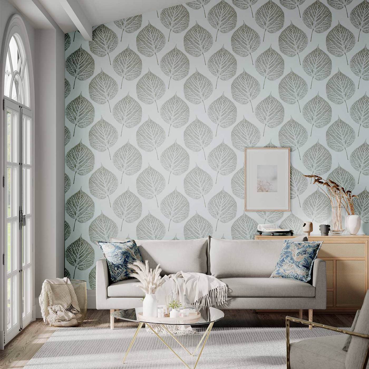 Leaf Wallpaper - Sky/Gilver - Harlequin - HTEW112610