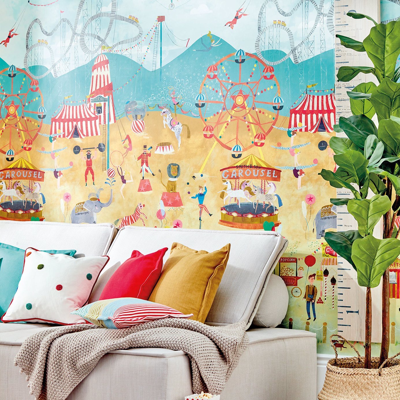 Lifes a Circus Wallpaper - Carousel - Harlequin - HLTF112647