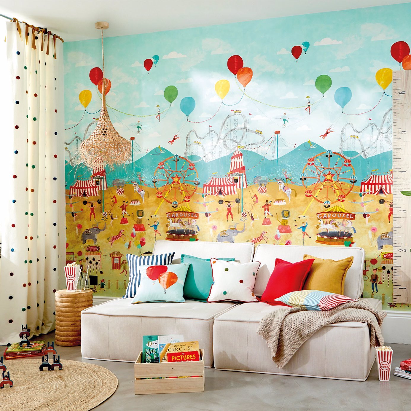 Lifes a Circus Wallpaper - Carousel - Harlequin - HLTF112647