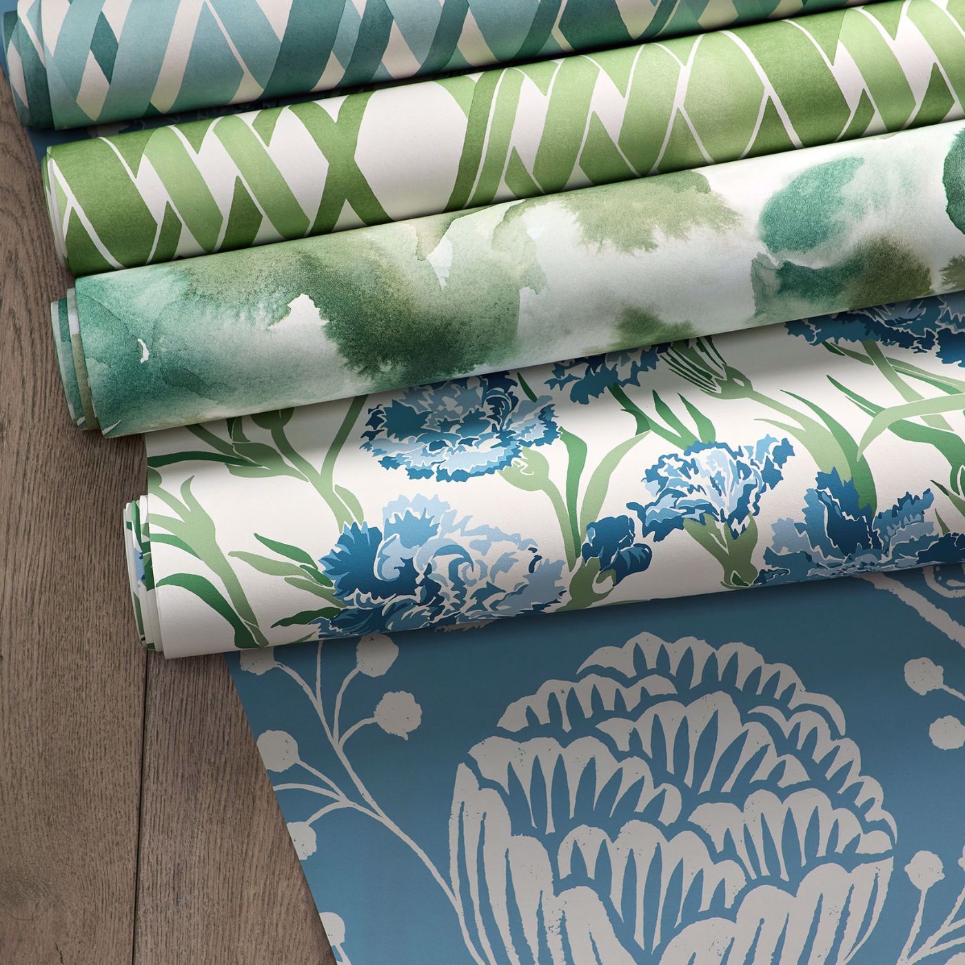 Locronan Wallpaper - Clover/First Light - Harlequin - HRTW113123