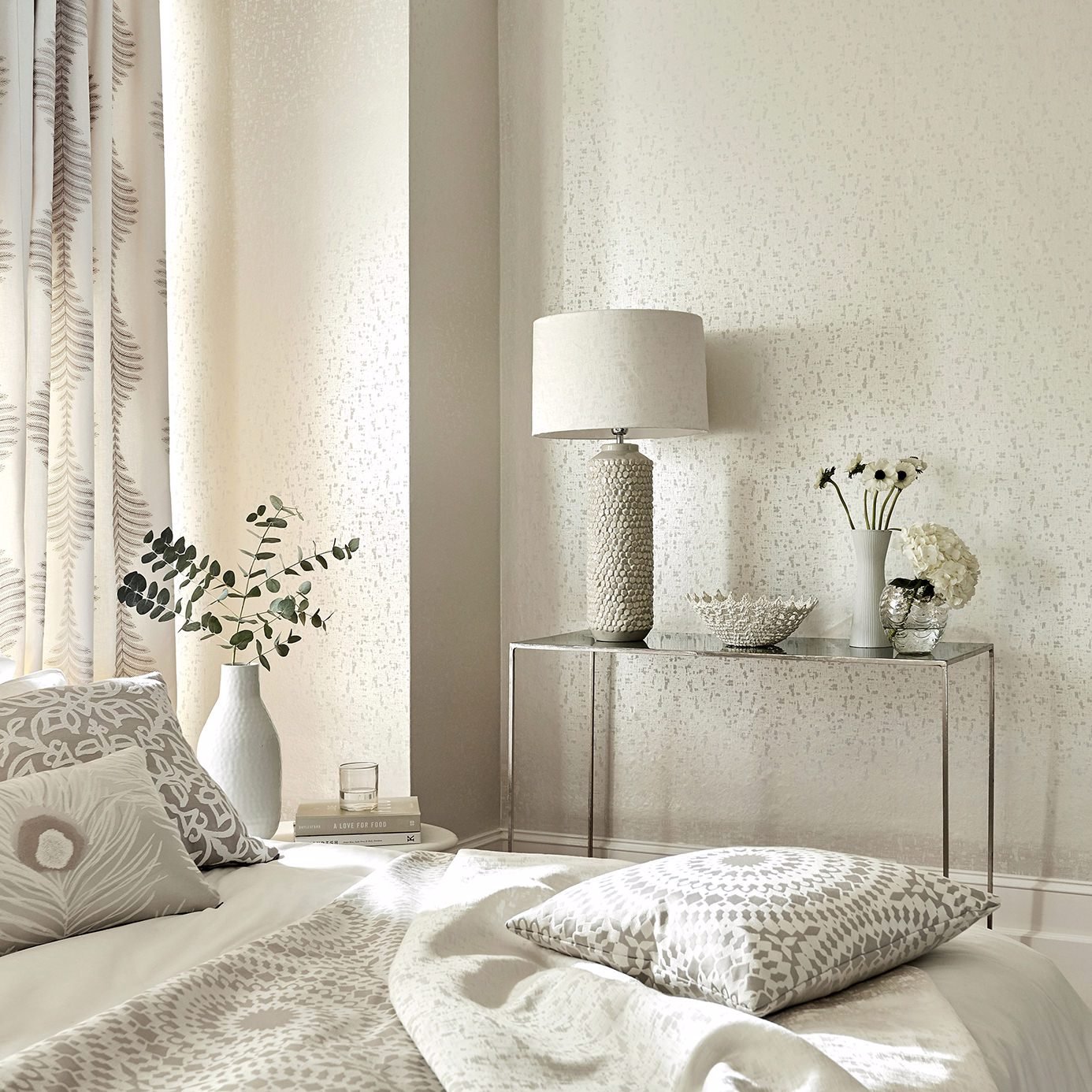 Lucette Wallpaper - Gilver - Harlequin - HPUT111908