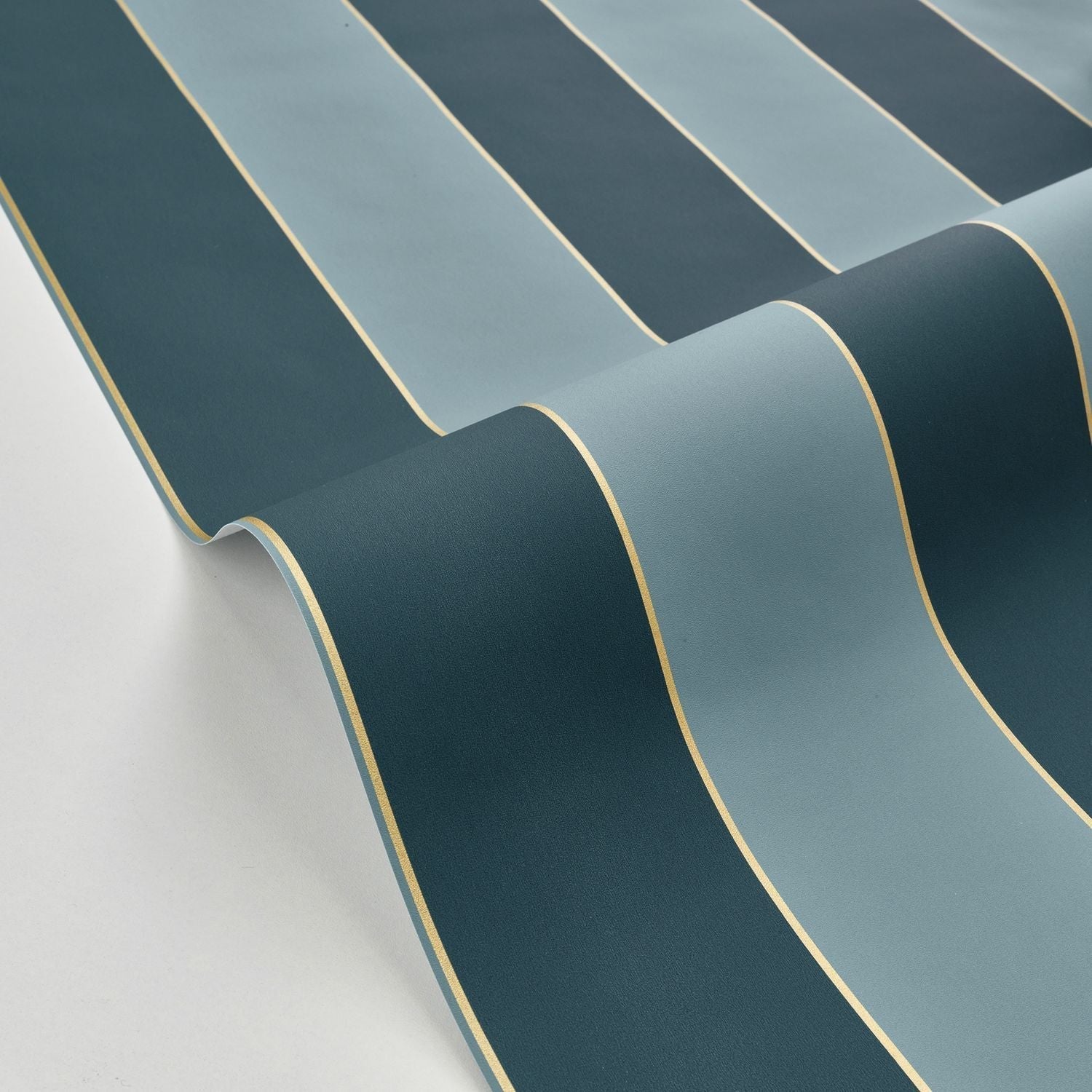 Moonlight Golden Lines Wallpaper - Bleu Paon - Caselio - 101076659