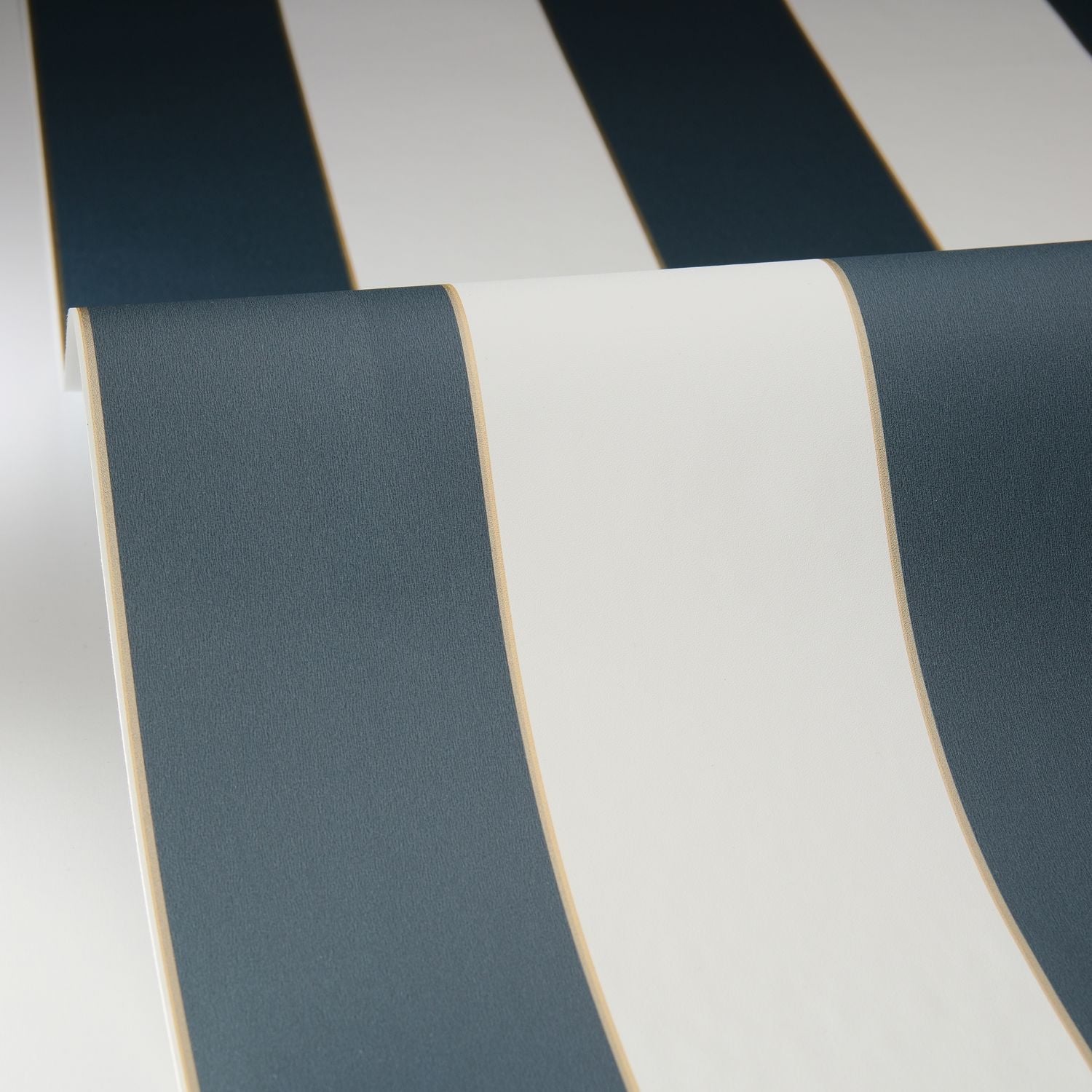 Moonlight Golden Lines Wallpaper - Bleu - Caselio - 101076112