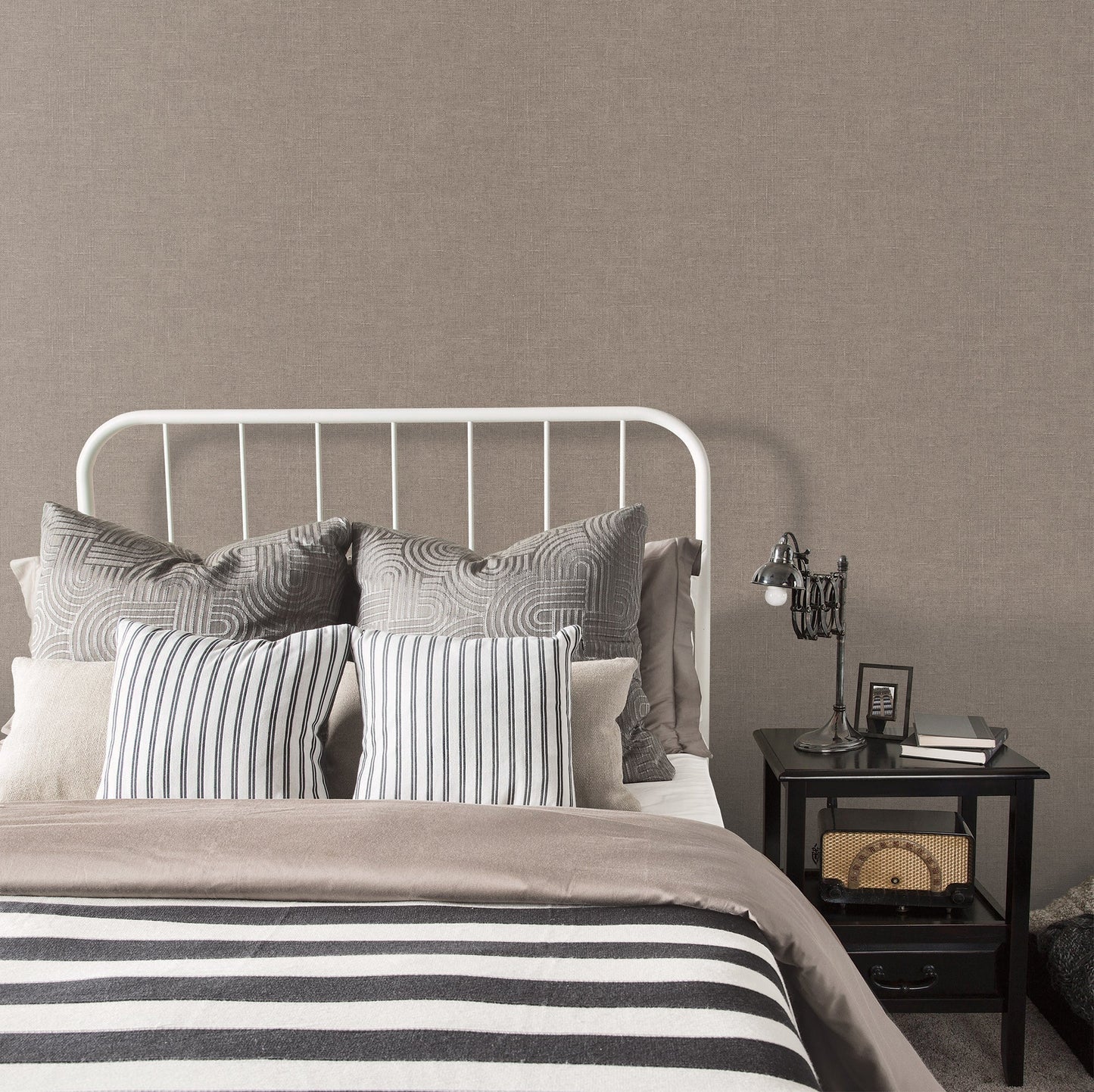 Natural FX 2 Hessian Wallpaper - Beige - Galerie - G67435 - Premier Wallcovering