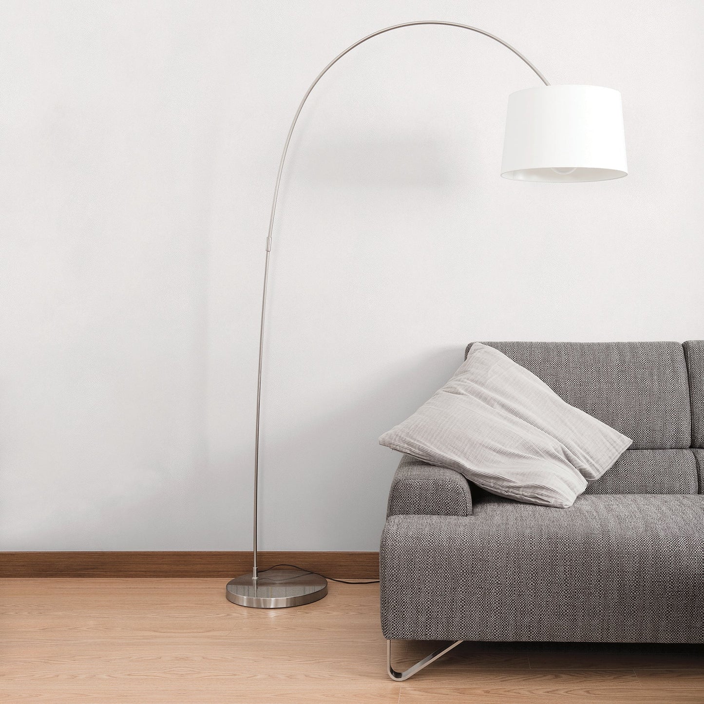 Natural FX 2 Stingray Wallpaper - White - Galerie - G67470 - Premier Wallcovering