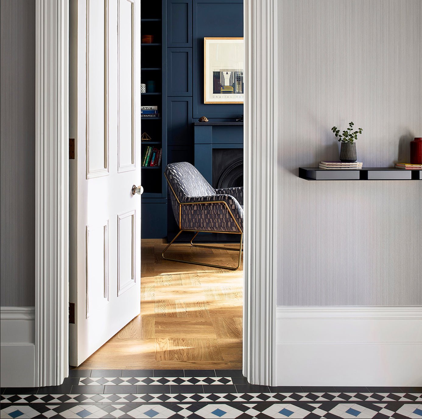 Perpetua Wallpaper - Seal - Harlequin - HTWW112123