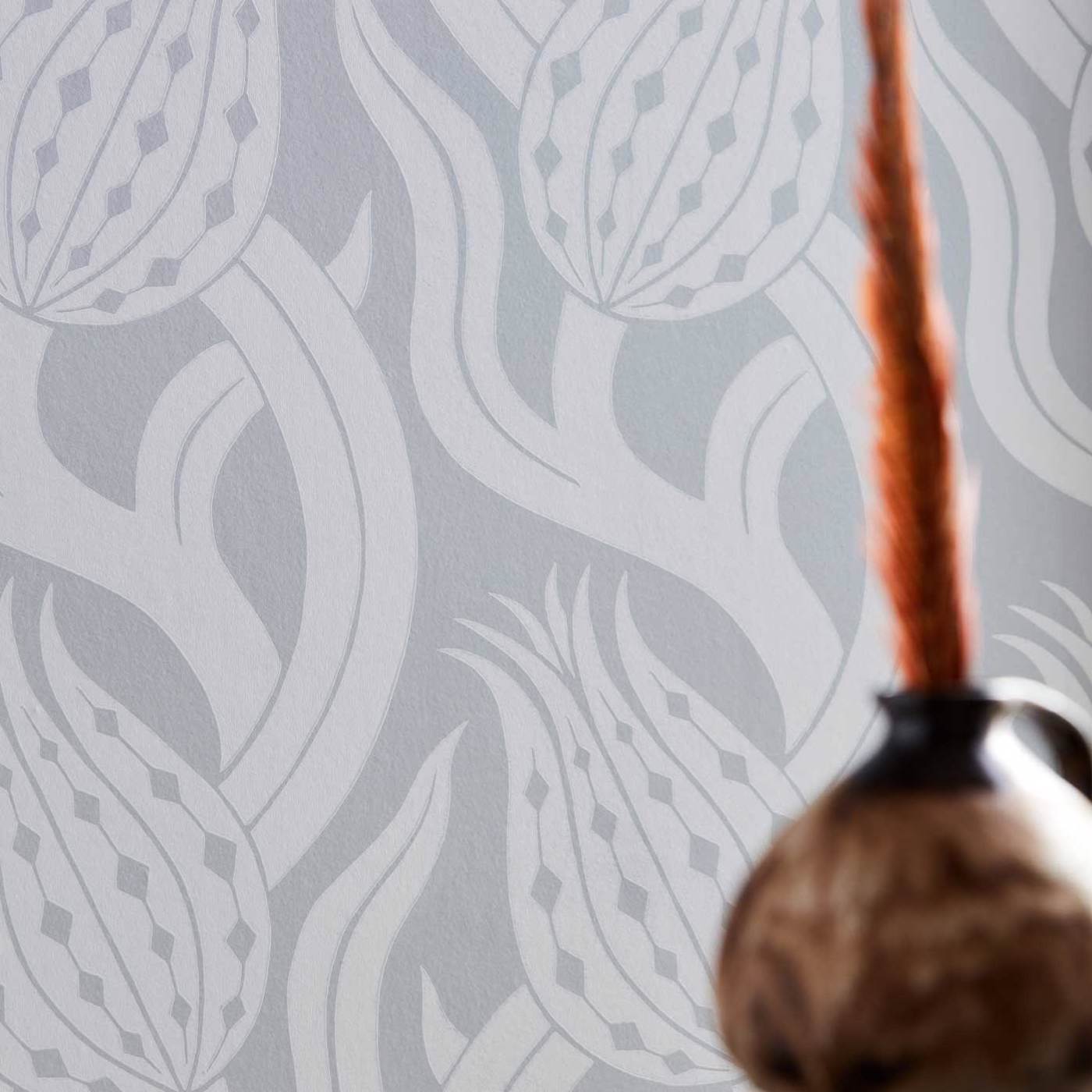 Persian Tulip Wallpaper - Quartz Grey - ZHIW312995 - Zoffany