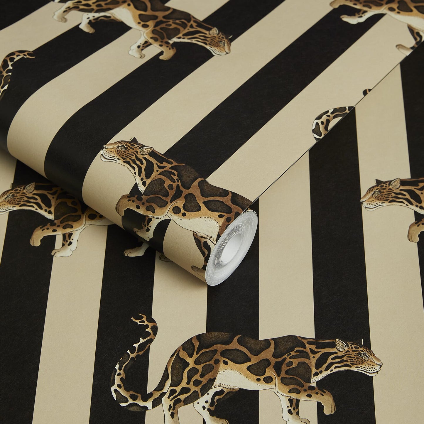 Prowl Wallpaper - Clay & Black - House of Hackney - 1-WA-PRO-DI-C&B-XXX