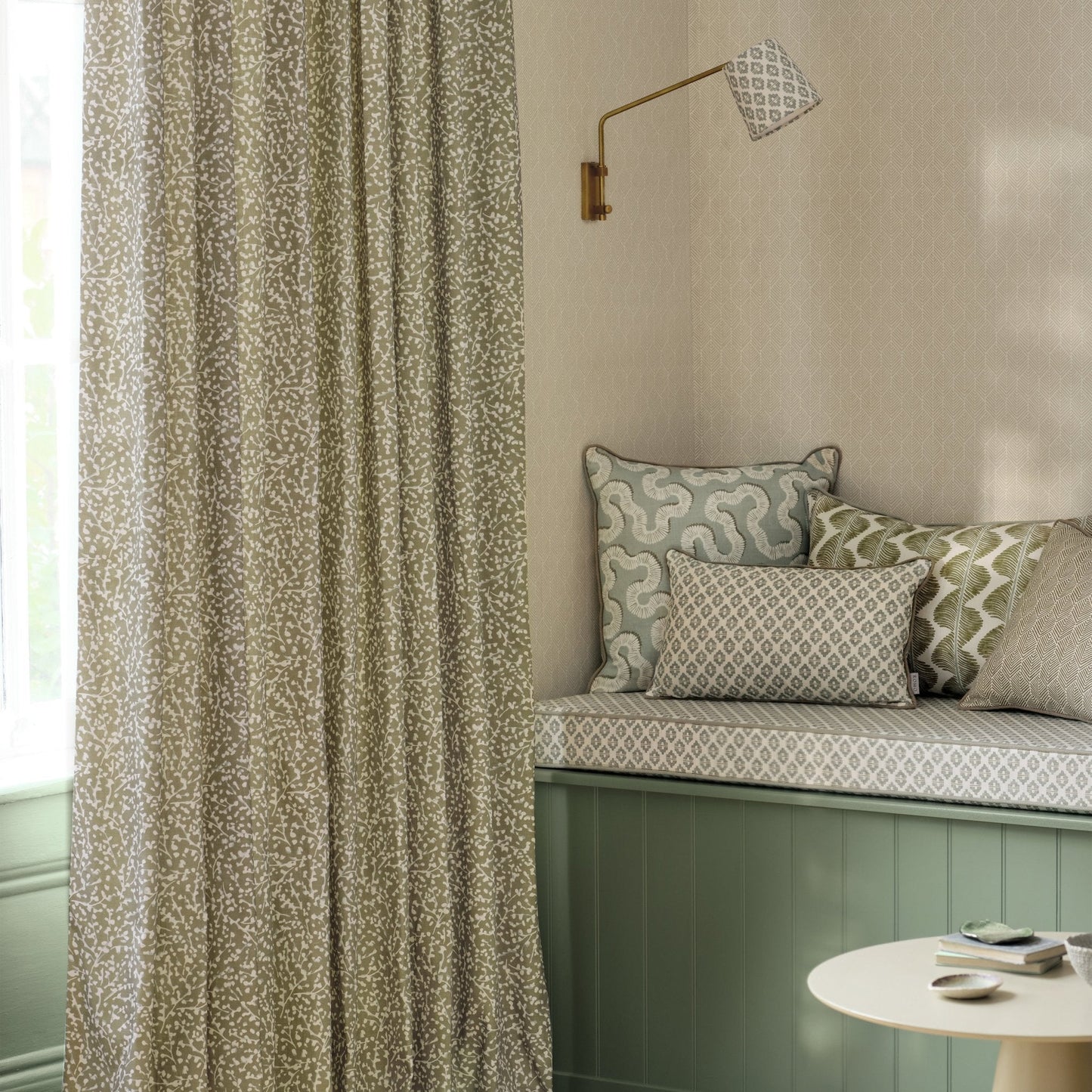 Remi Wallpaper - Merino - Romo - Aubin - W477/01 - Premier Wallcovering