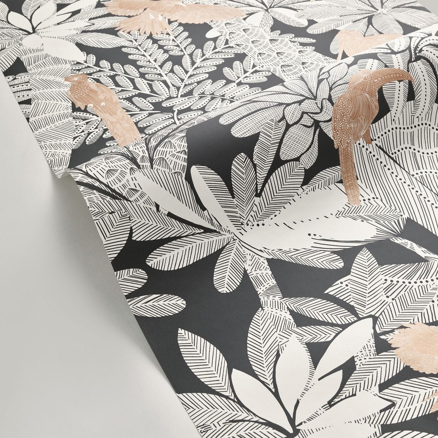 Riviera Wallpaper - Noir Cuivre - Caselio - 104268123