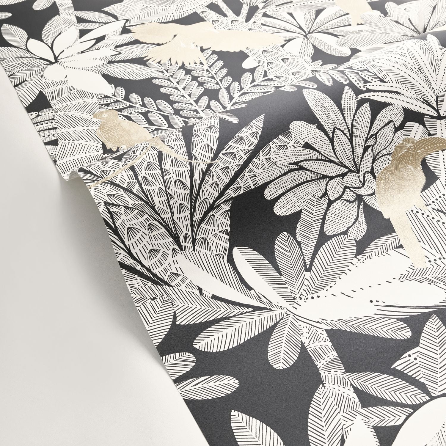 Riviera Wallpaper - Noir Or - Caselio - 104269243