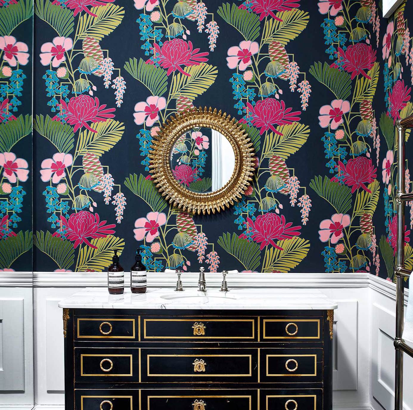 Salon Wallpaper - Ebony/Azalea/Fern - Harlequin - HSAW112153