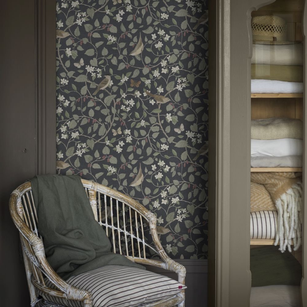 Sangfaglar Wallpaper - Charcoal - Boråstapeter - 2057 - Premier Wallcovering