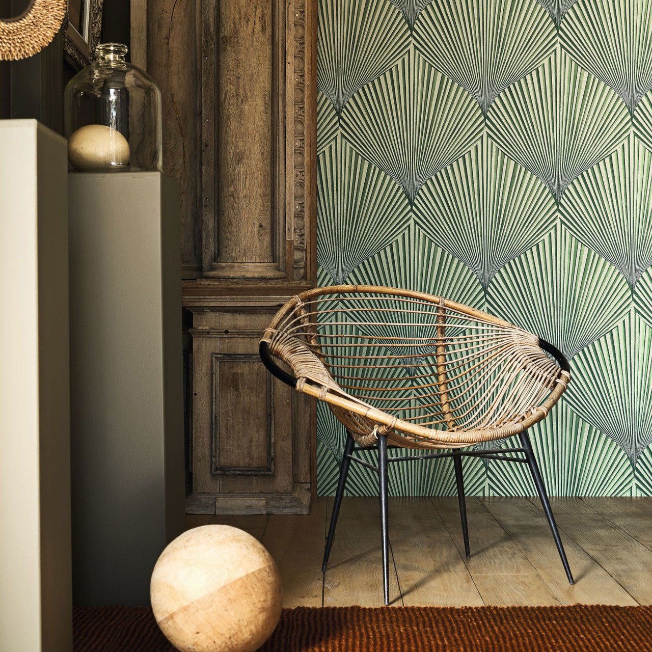 Semiramis Babylone Wallpaper - Vert Nil - Casadeco - 89767533 - Premier Wallcovering