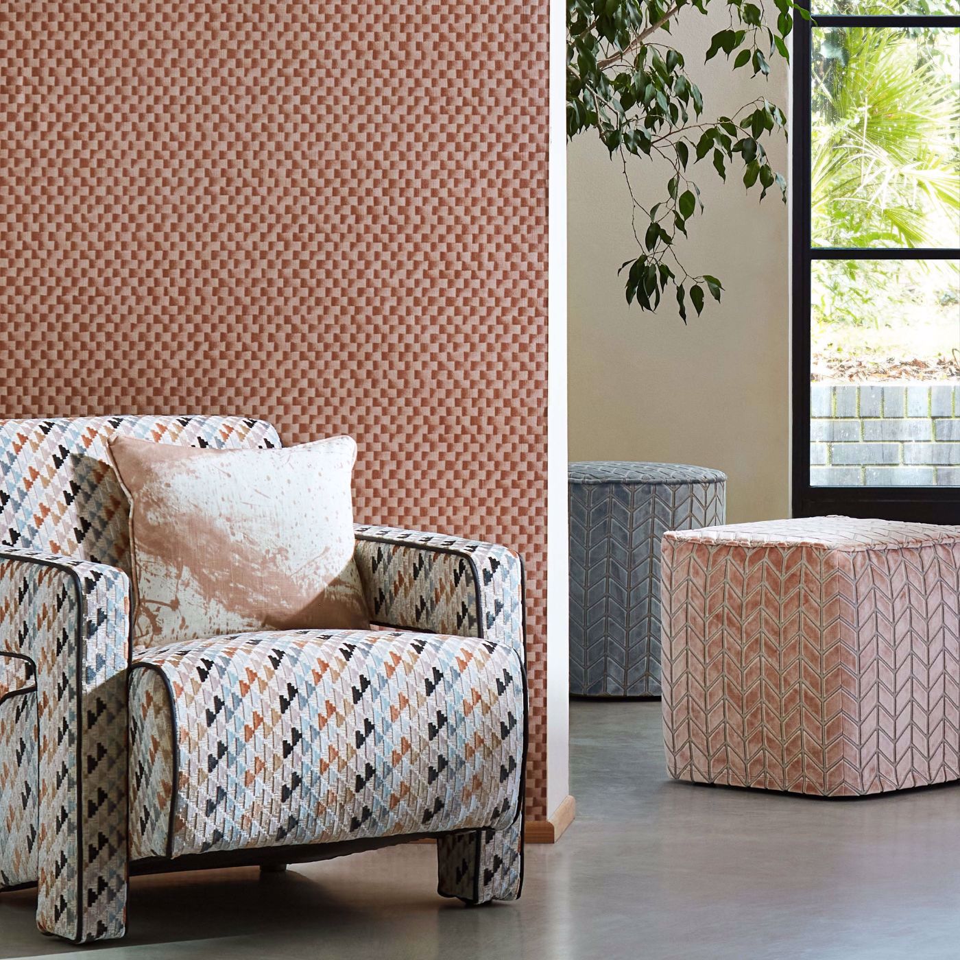 Skiva Wallpaper - Grounded - Harlequin - HRWO113091