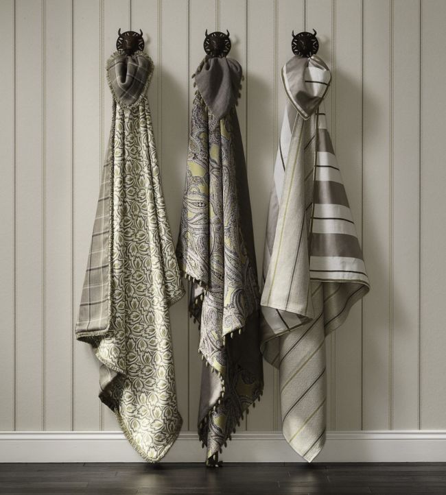 Strome Wallpaper - Taupe/Stone - Nina Campbell - NCW4127 - 02 - Premier Wallcovering