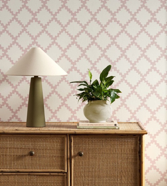 Swithland Wallpaper - Dusk Pink - Scion - NSCW113245