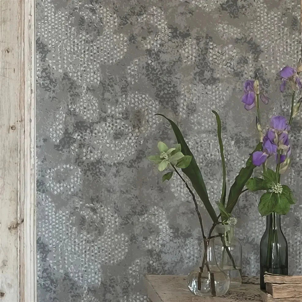Udyana Wallpaper - Graphite - PDG643/04 - Designers Guild