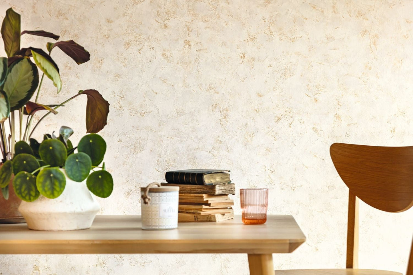 Uni Metallise / Nacre Wallpaper - Beige - Caselio - 103681254