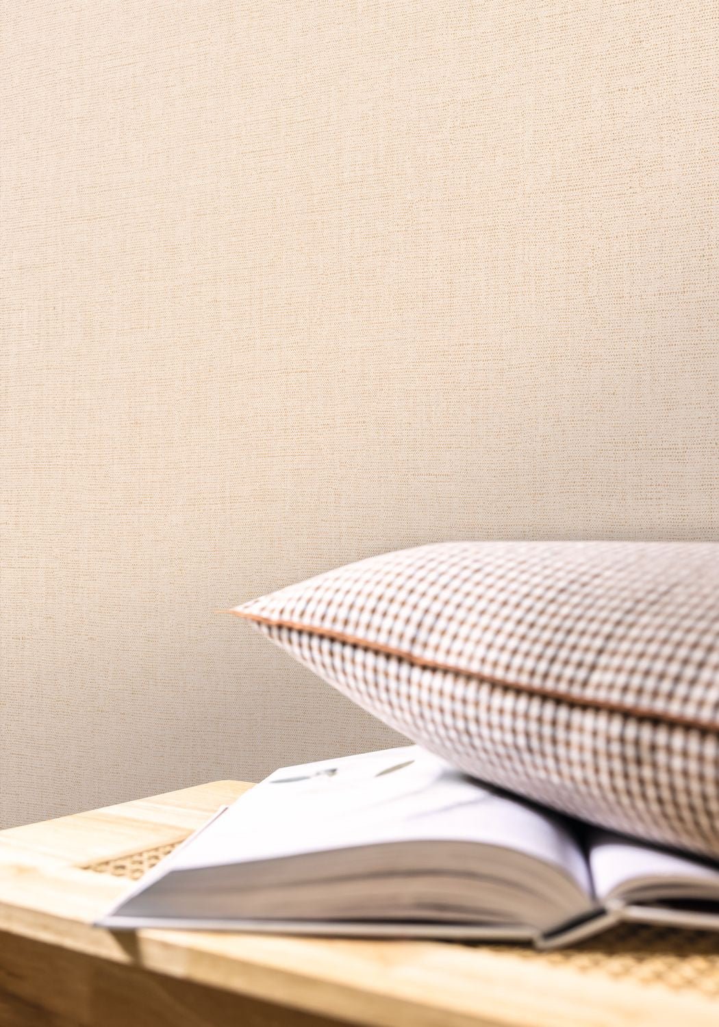 Uni Metallise/irise Wallpaper - Beige - Caselio - 103231023