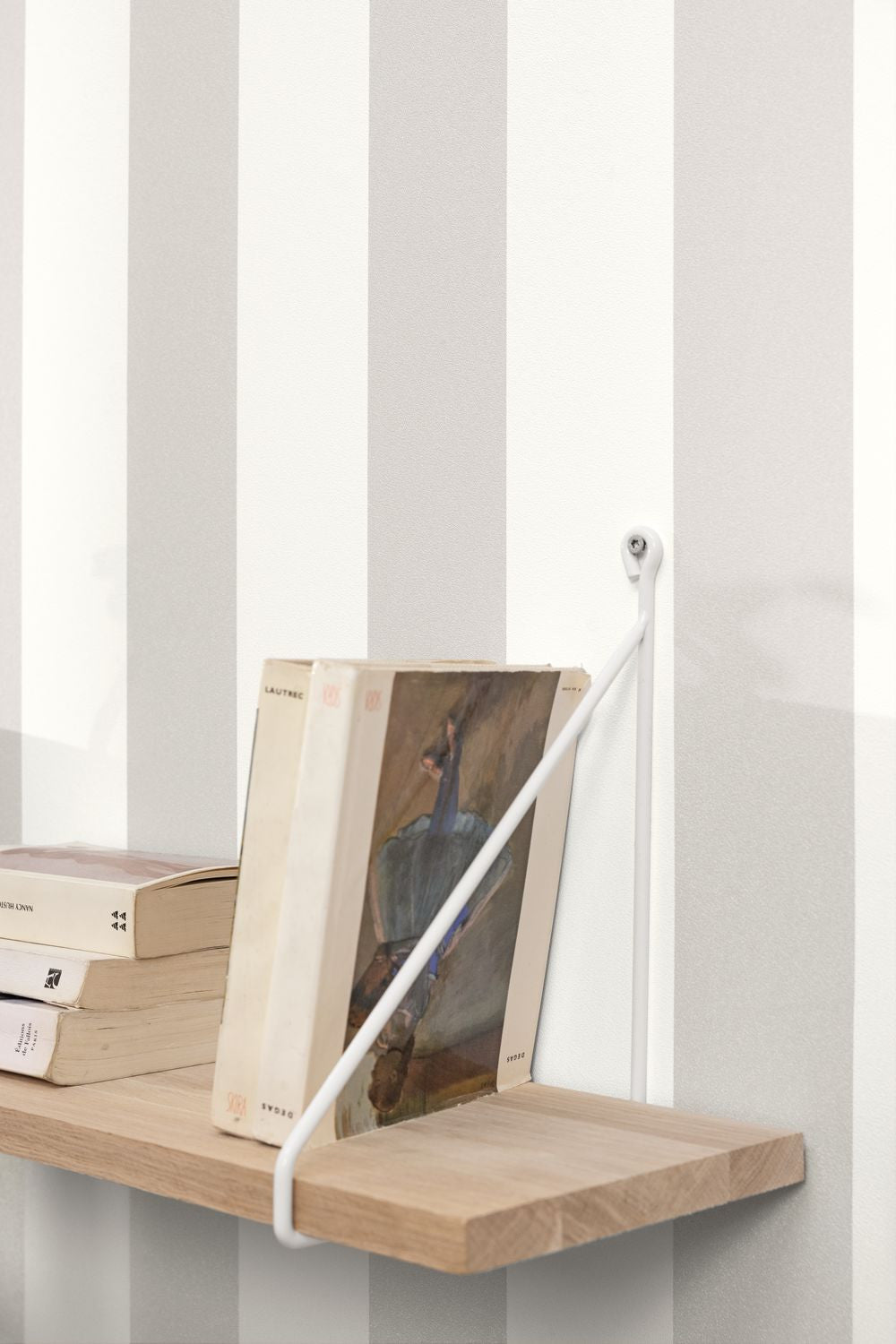 Wide Lines Wallpaper - Souris - Caselio - 104029001