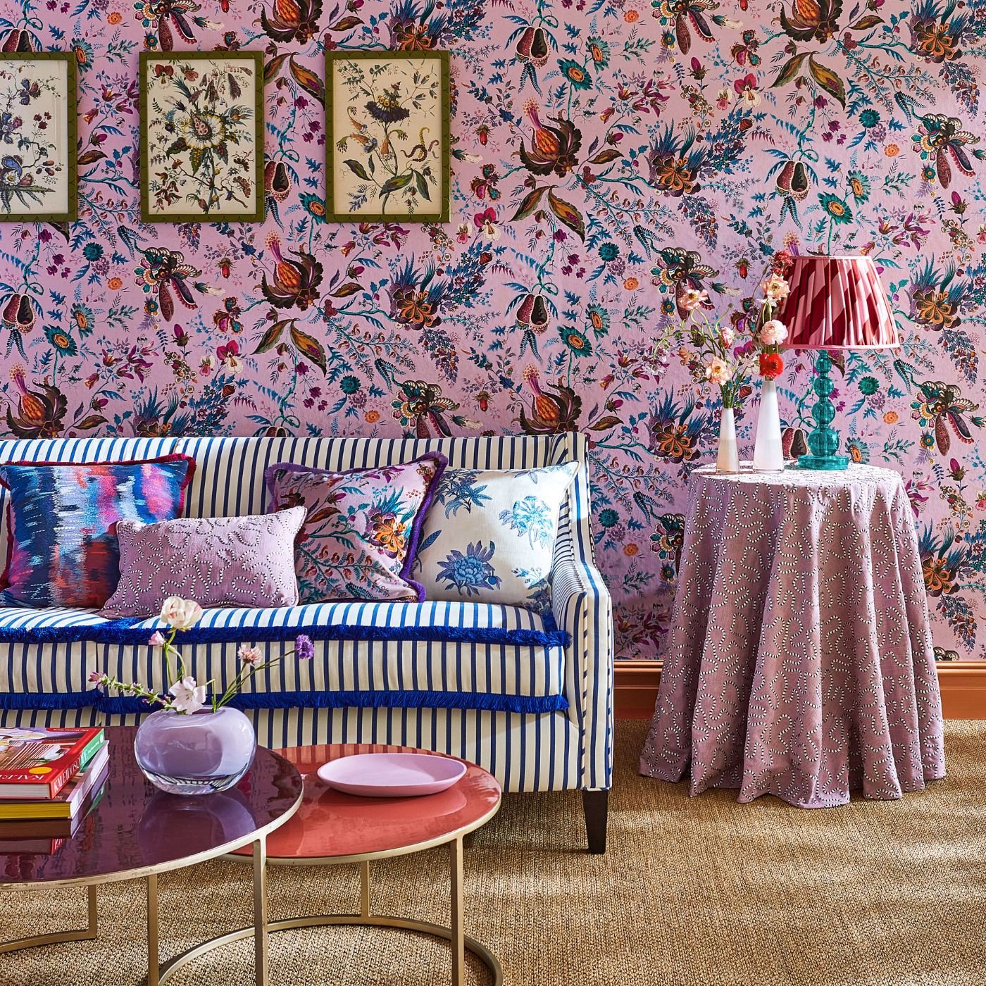 Wonderland Floral Wallpaper - Amethyst/Lapis/Ruby - Harlequin - HSRW113066