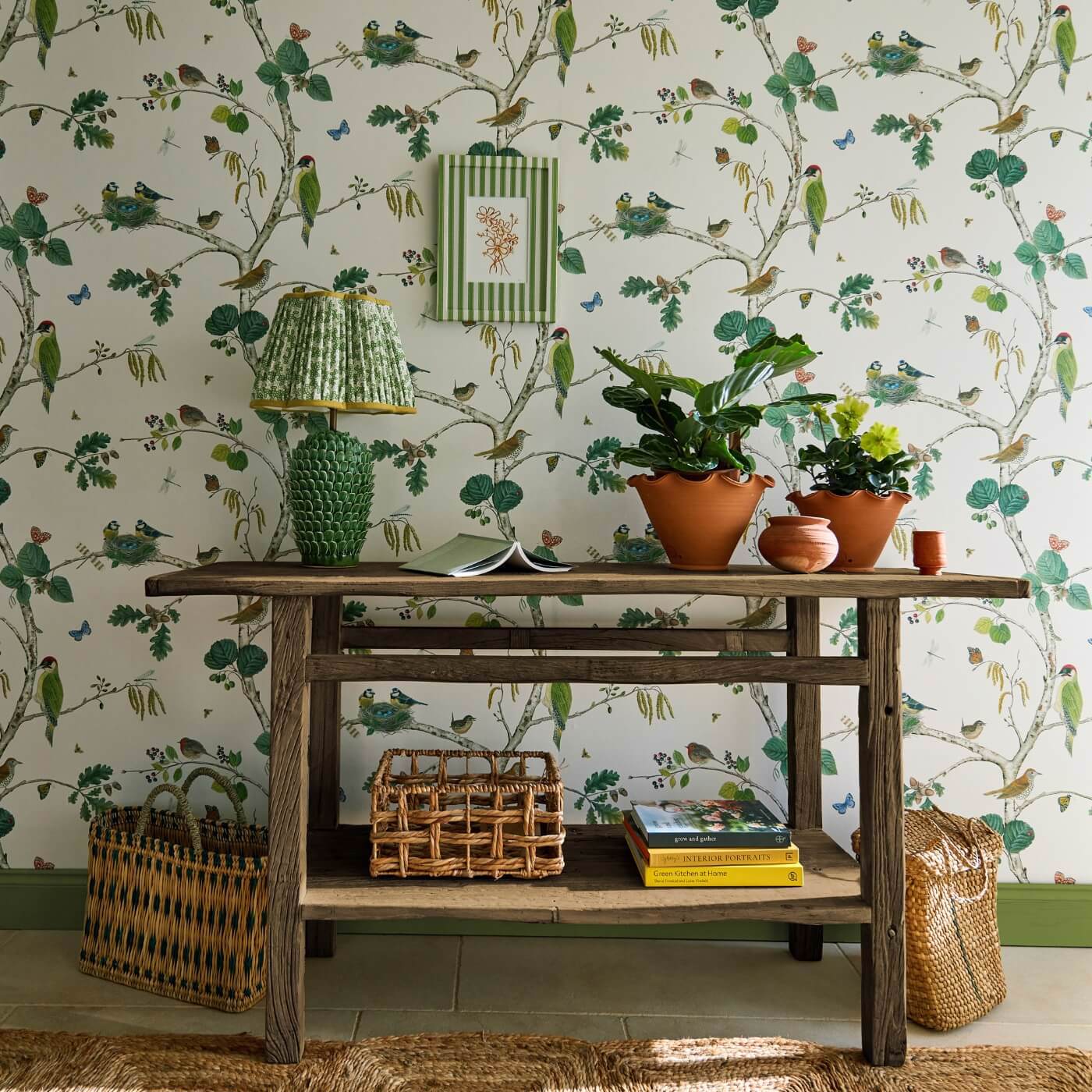 Woodland Chorus Wallpaper - Botanical/Multi - DABW217230 - Sanderson