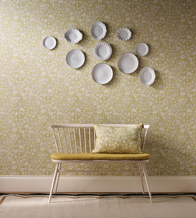 Poppy Meadow in Landsdowne Linen Room Fabric - Teal