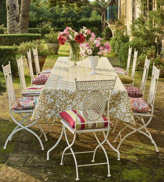 Betsy Bloom in Easton Room Fabric 3 - Sand