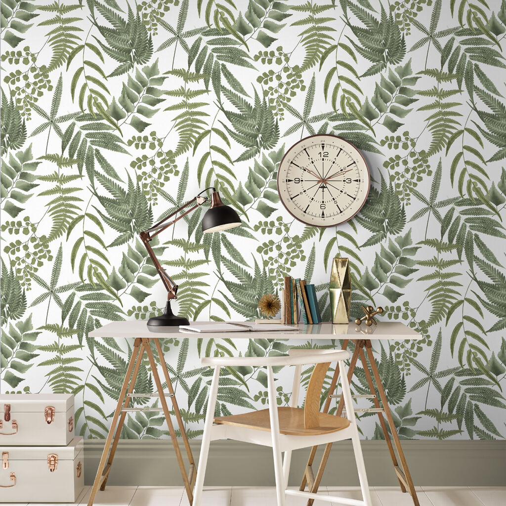 107880 - Midsummer Fern Wallpaper - Lush - Graham & Brown