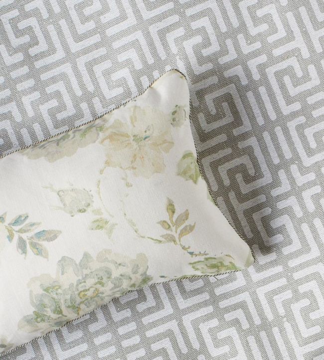 Roses Glacees Room Fabric - Green