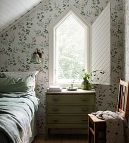 Midsummer Eve Room Wallpaper - Green