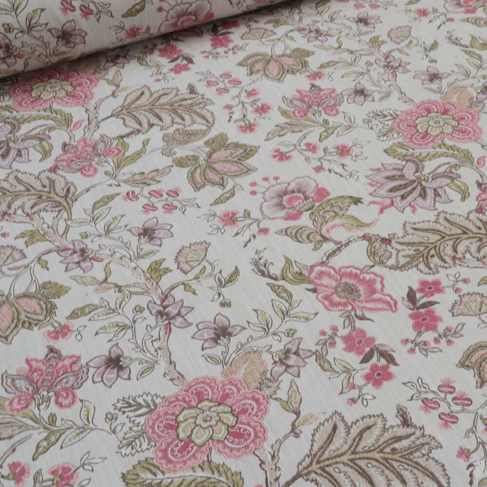 Jacobean Mulberry Room Fabric - Multicolor
