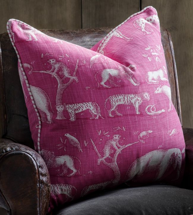 Kingdom Room Fabric - Red