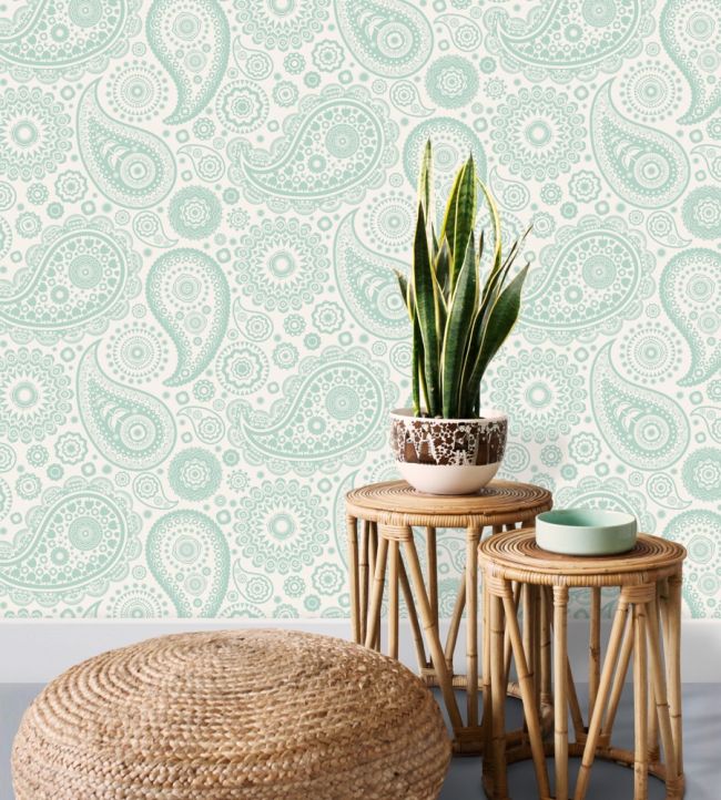 Paisley Crescent Room Wallpaper - Silver