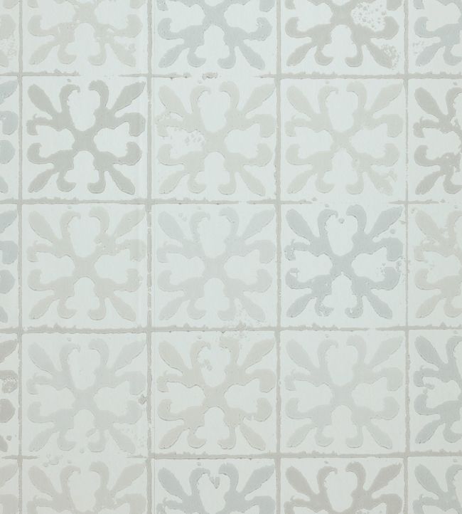Fleur De Lys Tile Wallpaper - Silver