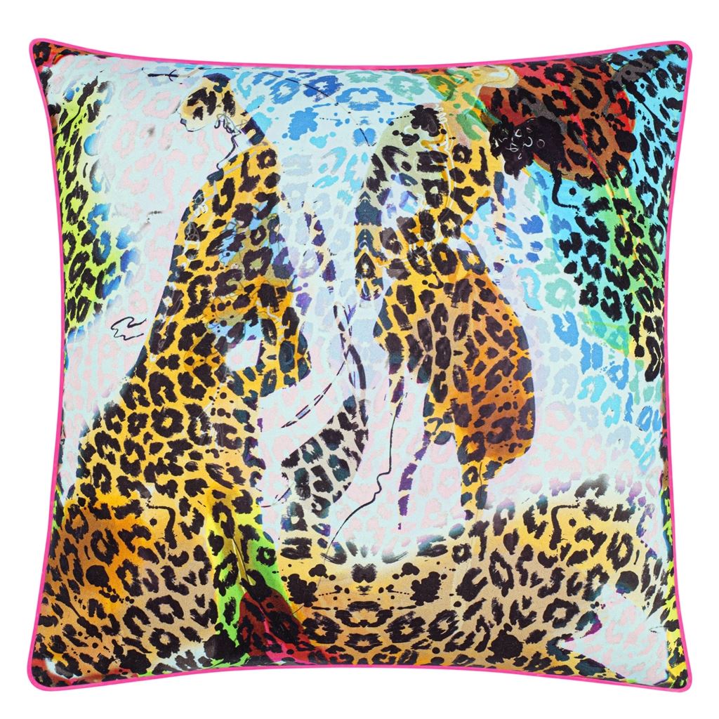 Les Felines Magenta Room Cushion 2 - Multicolor